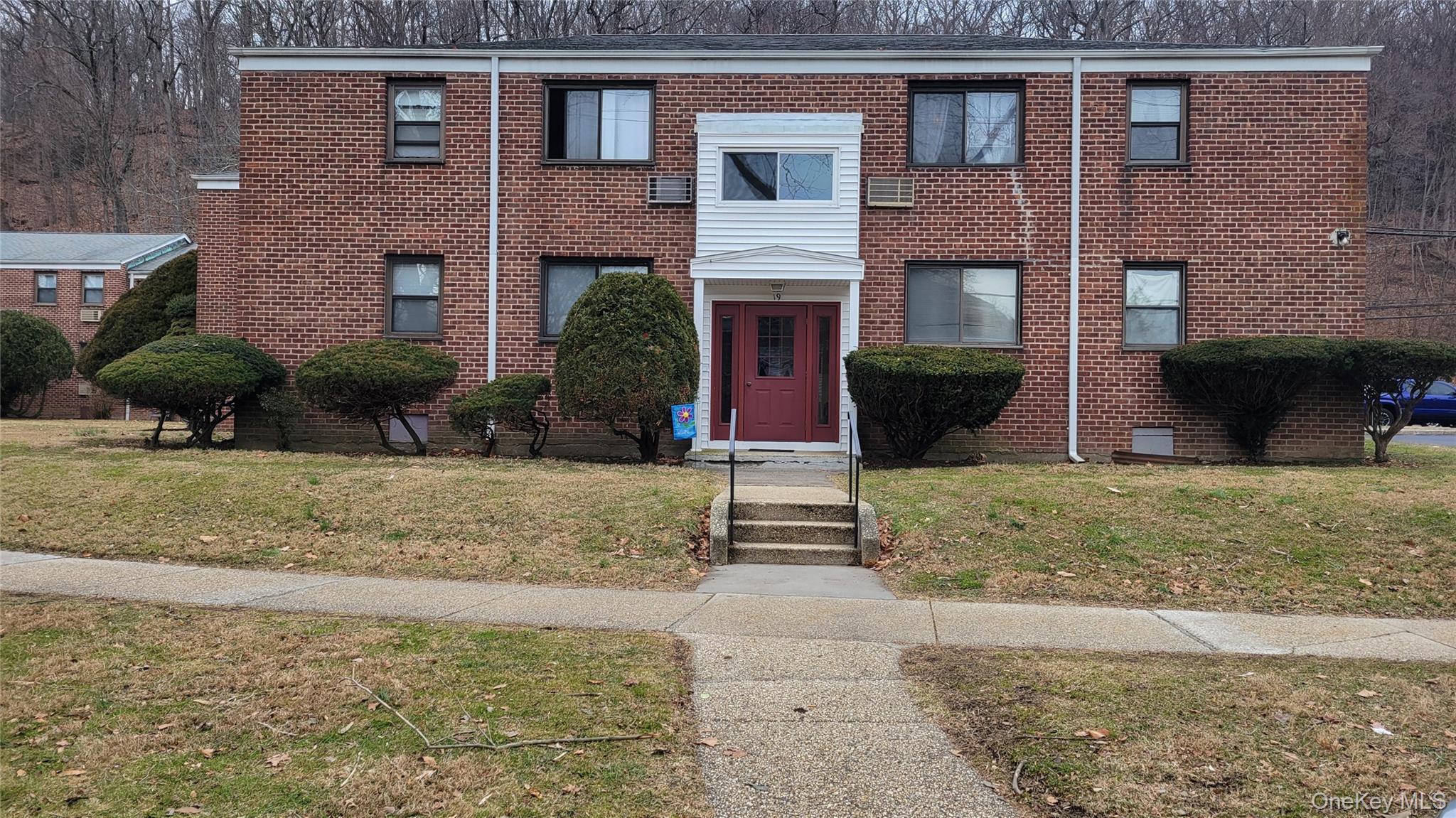 #1 photo, 19 Lawrence Drive, White Plains , NY 10603