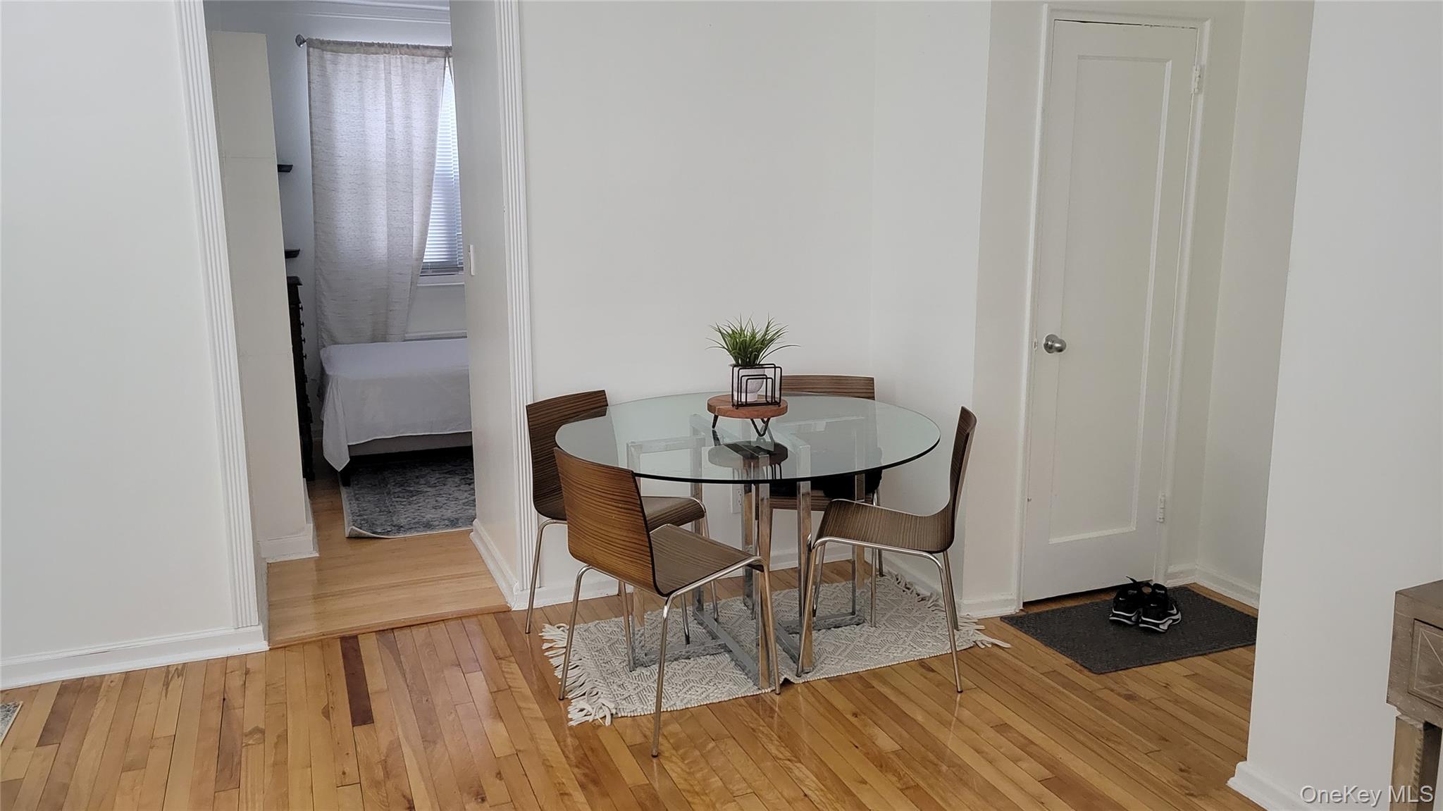 #5 photo, 19 Lawrence Drive, White Plains , NY 10603