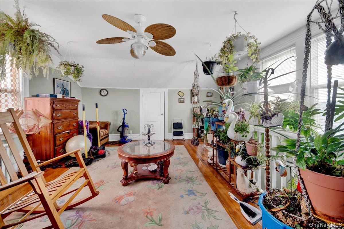 #11 photo, 1038 Pierce Avenue, 布朗士 Bronx , NY 10461