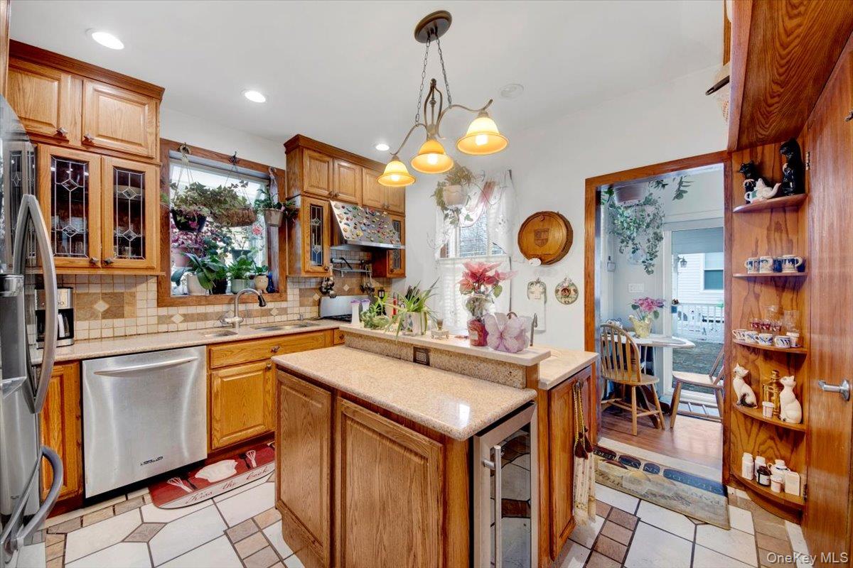 #8 photo, 1038 Pierce Avenue, 布朗士 Bronx , NY 10461