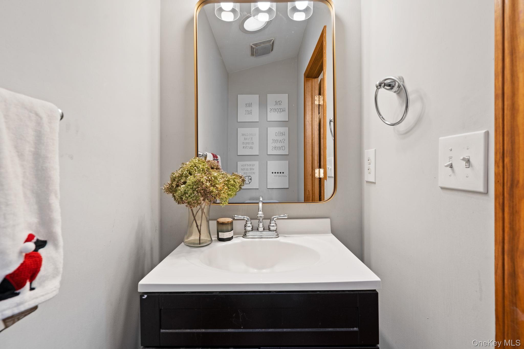 #16 photo, 106 John Street, 뉴욕주 Maybrook , NY 12543