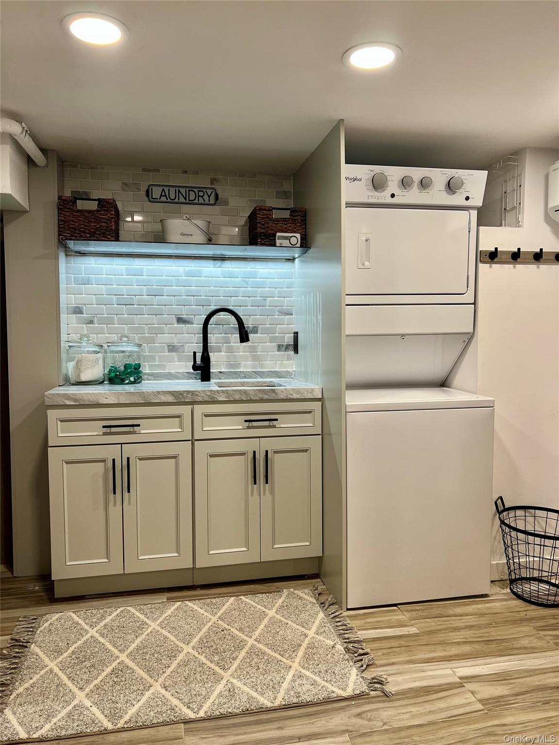 #4 photo, 711 Pelhamdale Avenue, 뉴욕주 Pelham , NY 10803