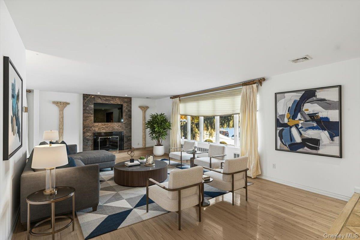 #5 photo, 216-29 28th Avenue, Bayside , NY 11360