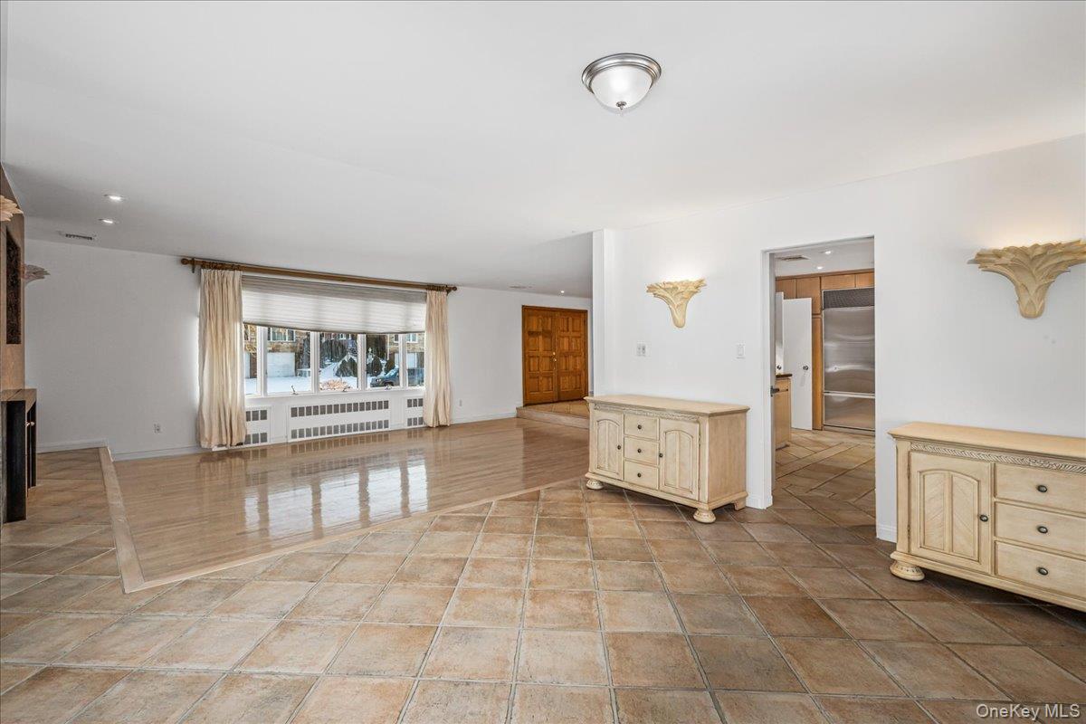 #7 photo, 216-29 28th Avenue, Bayside , NY 11360