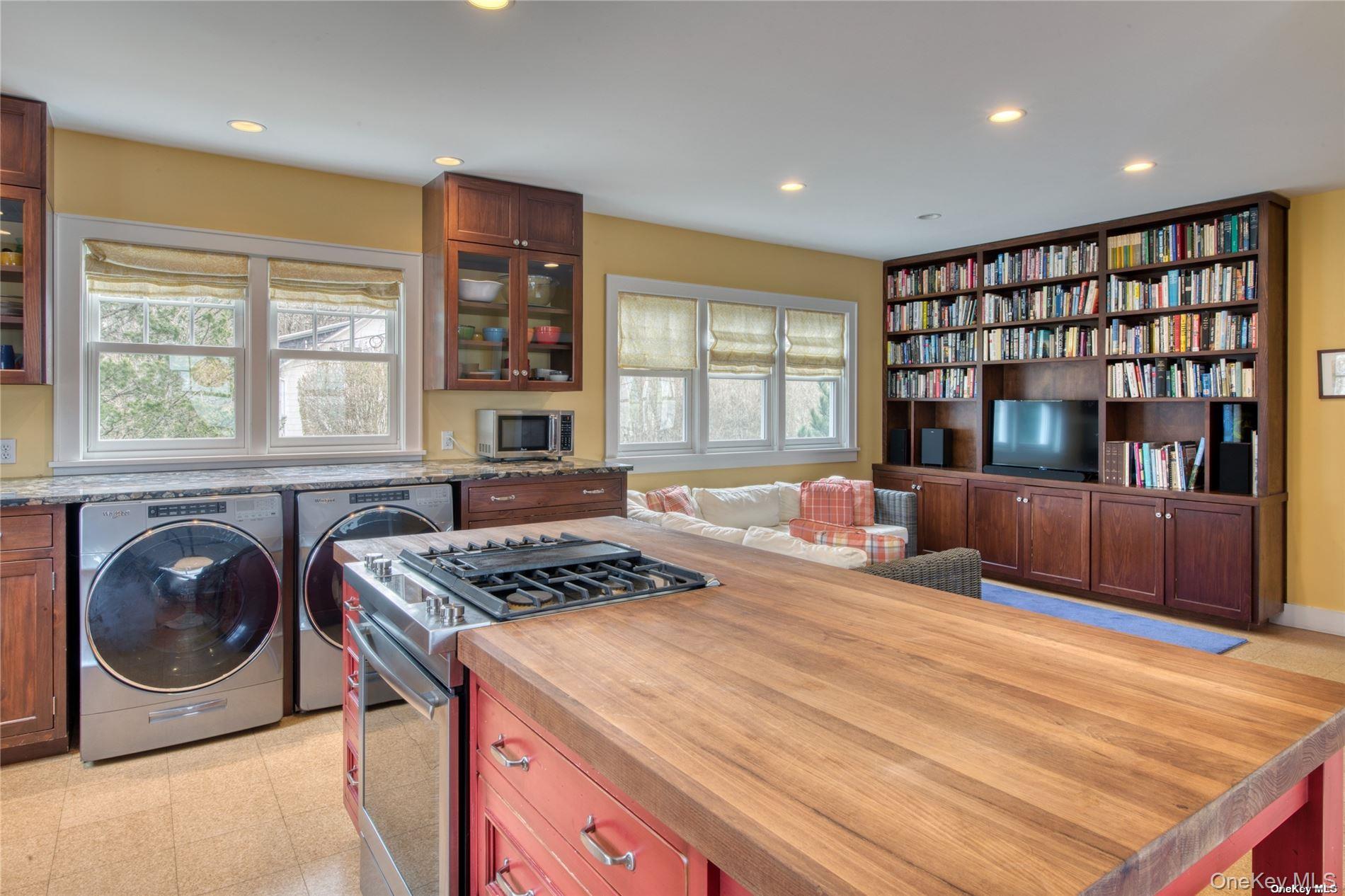 #5 photo, 2100 Youngs Road, Orient , NY 11957