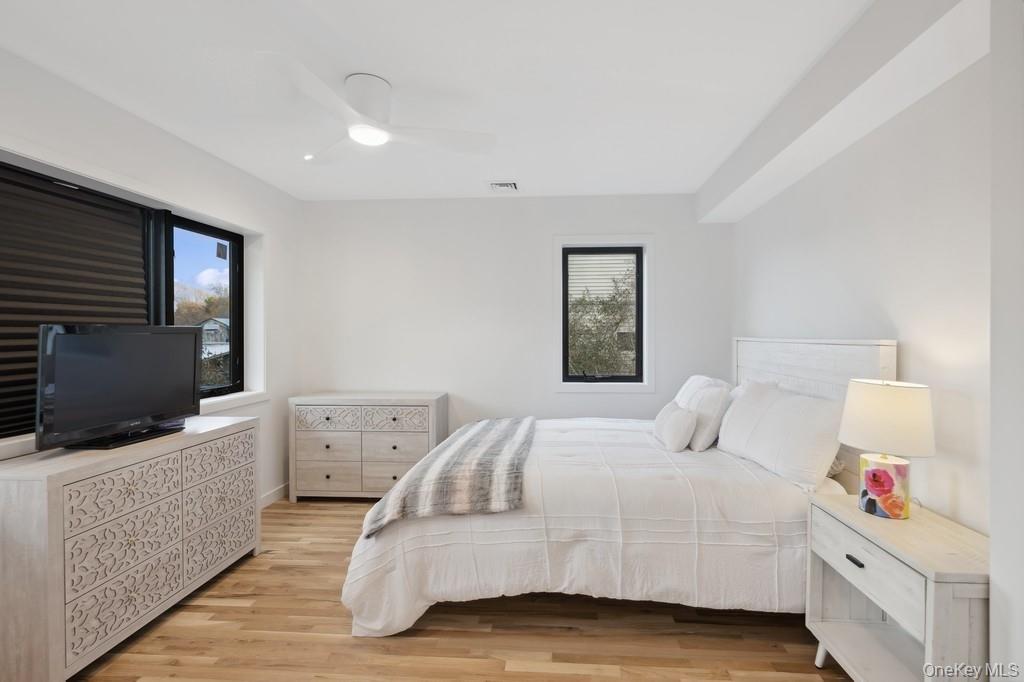 #9 photo, 45 Ditch Plains Road, Montauk , NY 11954