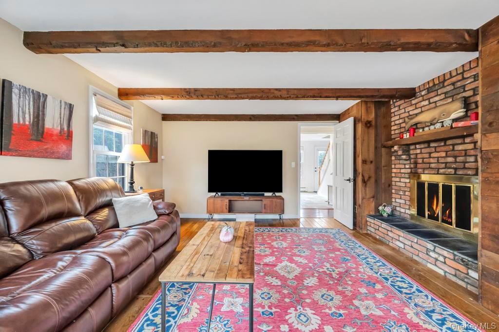 #18 photo, 807 Union Avenue, Riverhead , NY 11901