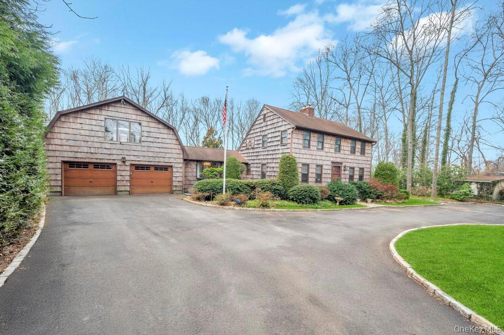 #3 photo, 807 Union Avenue, Riverhead , NY 11901