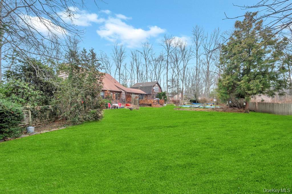 #7 photo, 807 Union Avenue, Riverhead , NY 11901