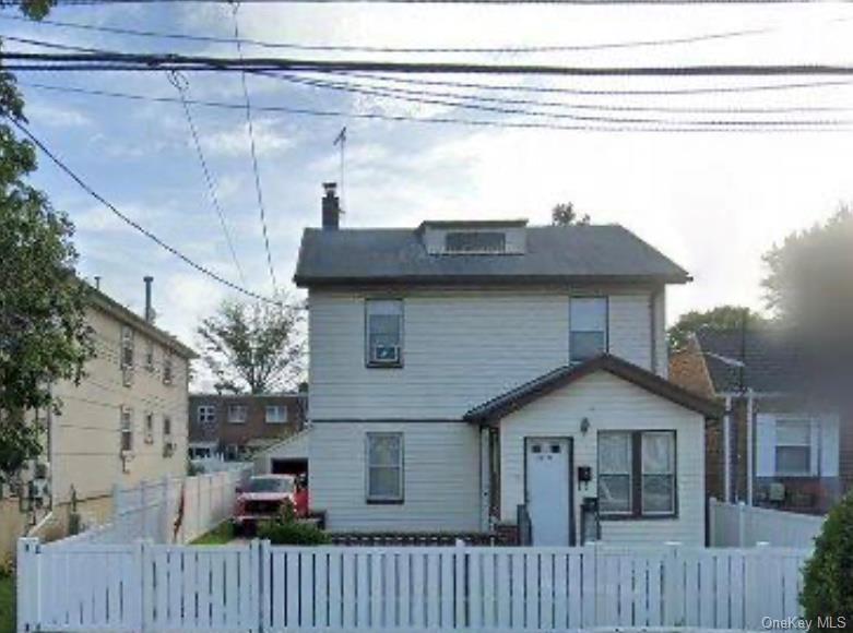 #1 photo, 10946 174th Street, קווינס Jamaica , NY 11433