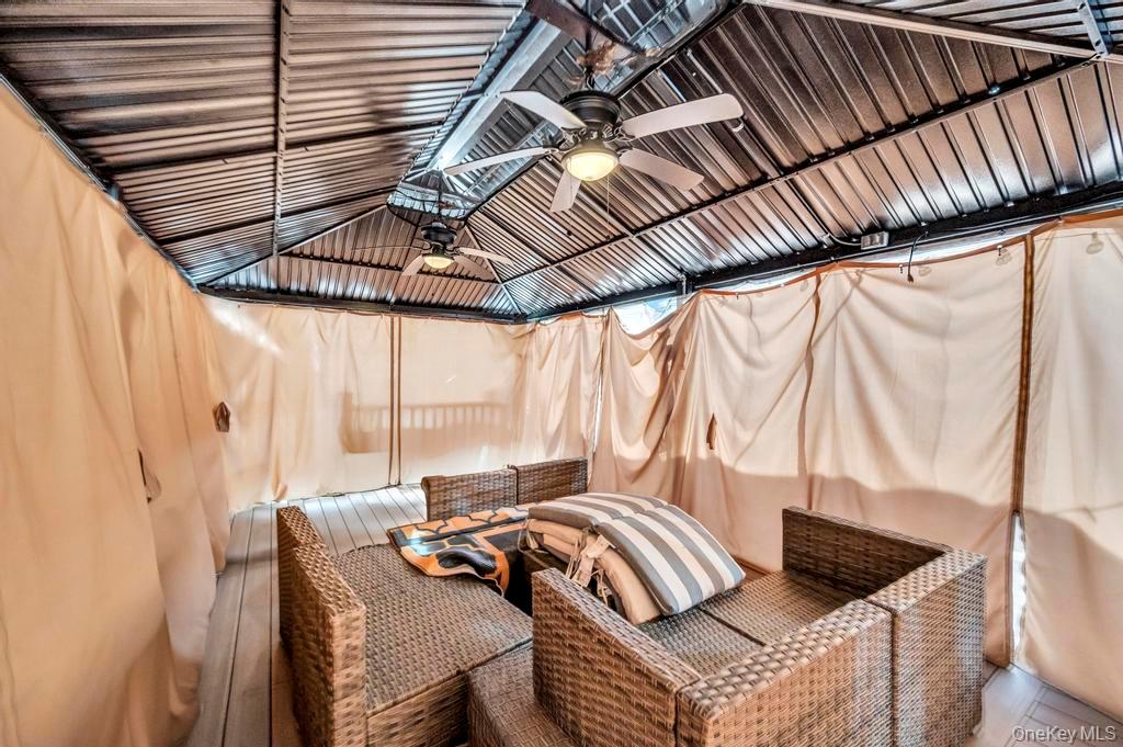 #10 photo, 10946 174th Street, Jamaica , NY 11433