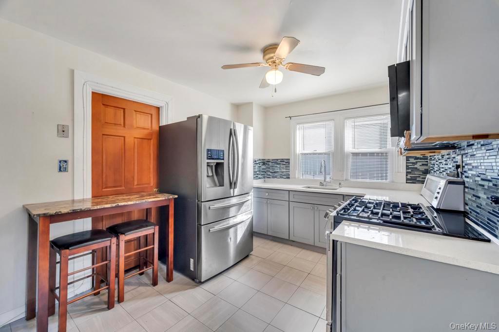 #12 photo, 10946 174th Street, Jamaica , NY 11433