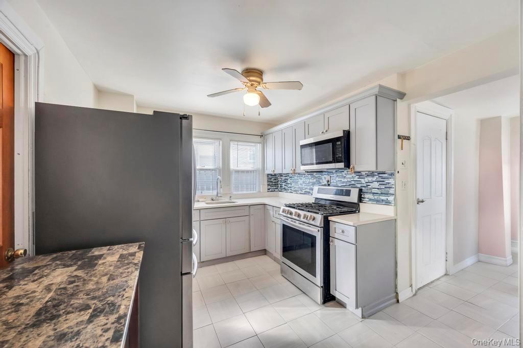 #14 photo, 10946 174th Street, Jamaica , NY 11433