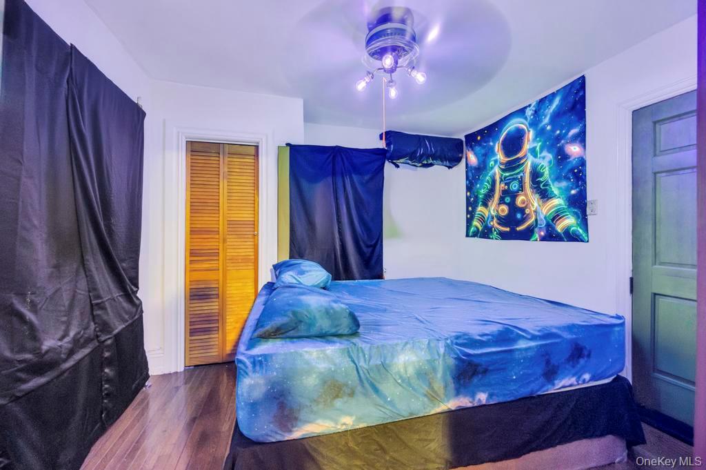 #19 photo, 10946 174th Street, Jamaica , NY 11433