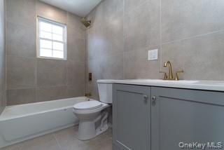 #7 photo, 13332 Guy R Brewer Boulevard, קווינס Jamaica , NY 11434