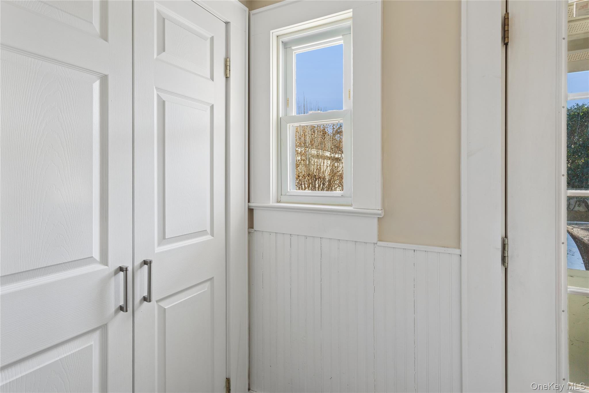 #20 photo, 15 N Oceanside Road, Rockville Centre , NY 11570