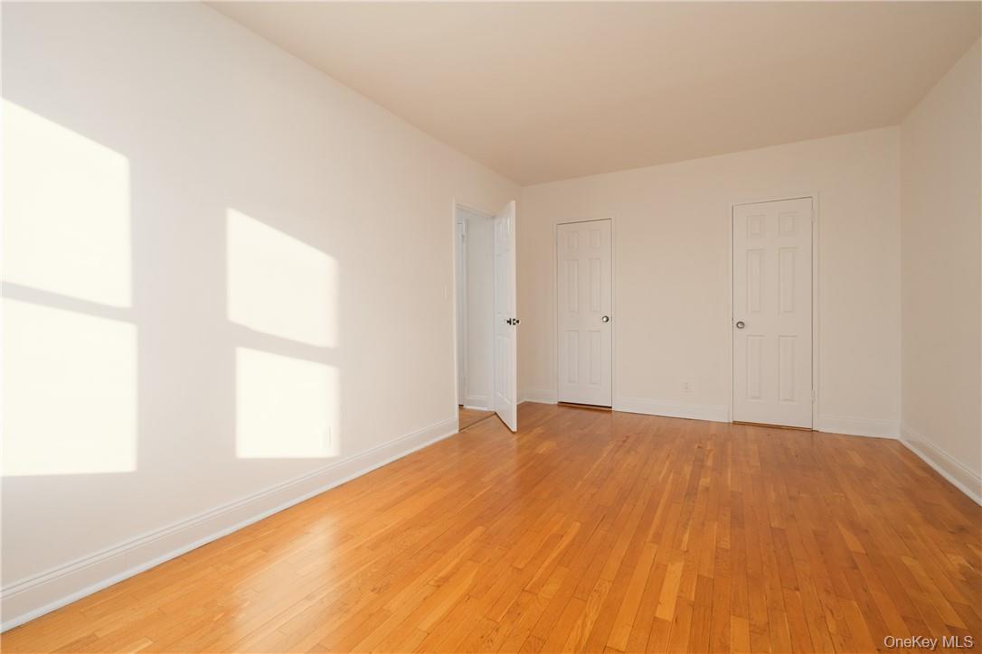 #9 photo, 440 Warburton Avenue, Yonkers , NY 10701