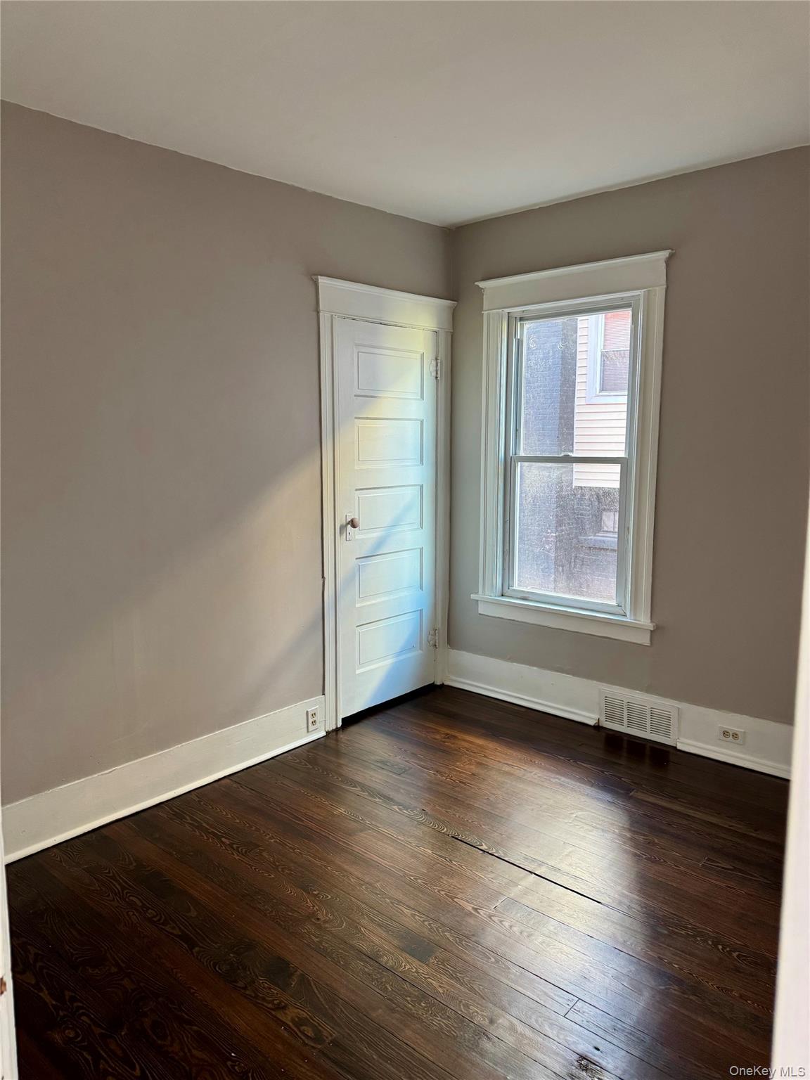 #10 photo, 39 Innis Avenue, Poughkeepsie , NY 12601