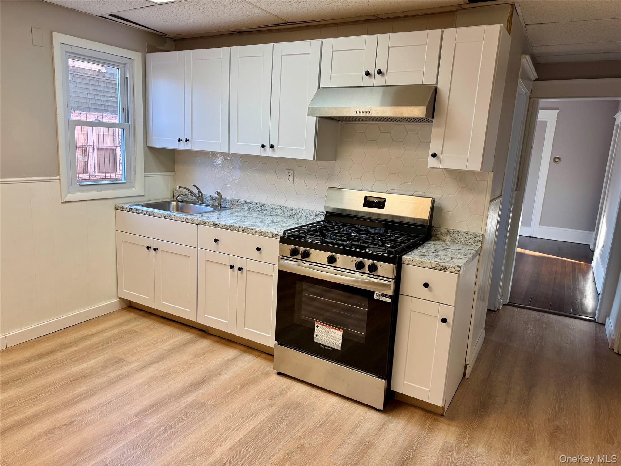 #3 photo, 39 Innis Avenue, Poughkeepsie , NY 12601