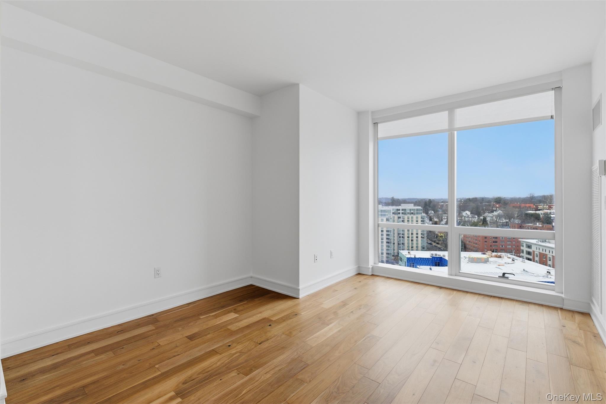 #15 photo, 5 Renaissance Square, White Plains , NY 10601