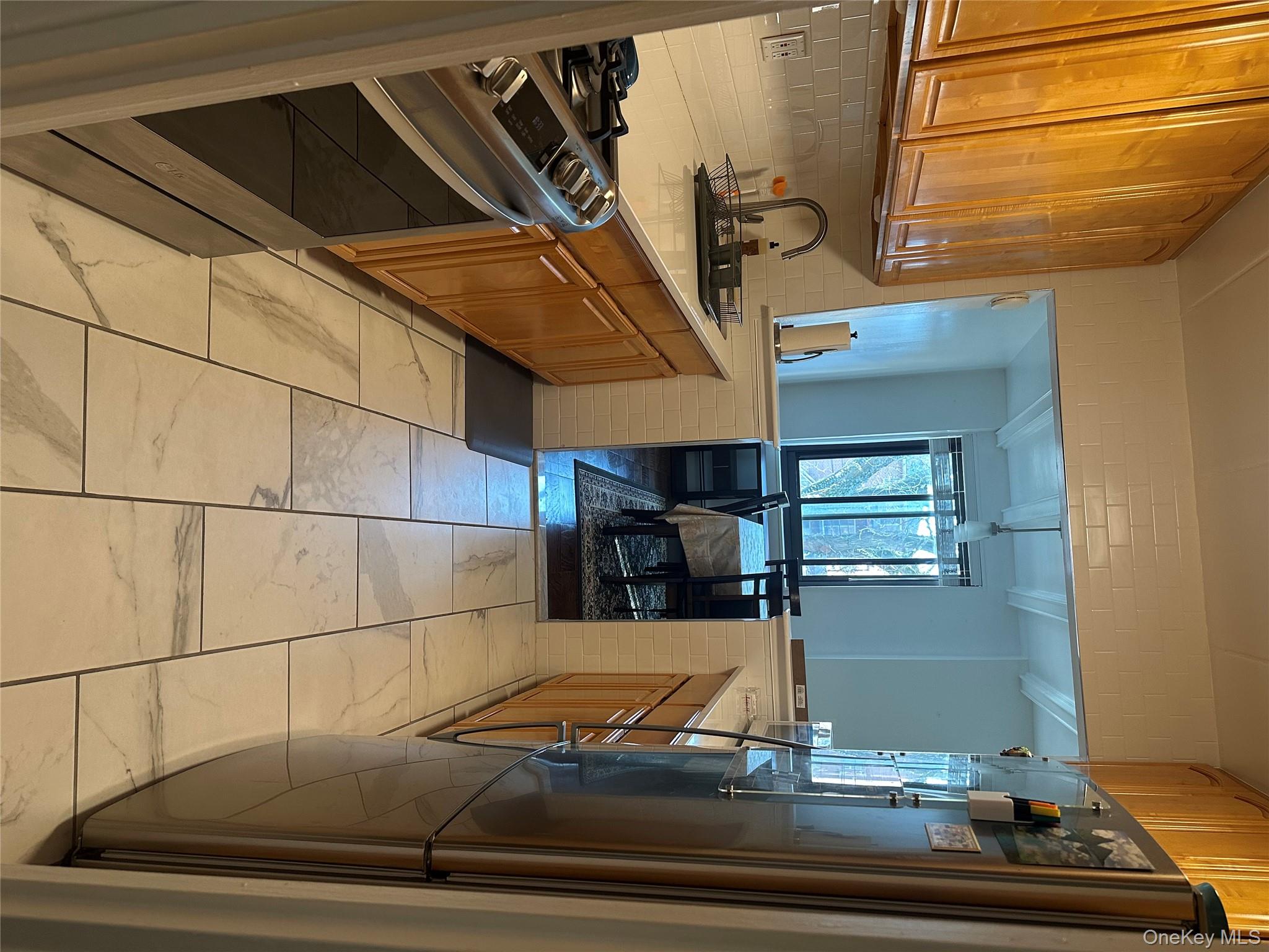 #3 photo, 1101 Midland Avenue, הברונקס Bronxville , NY 10708