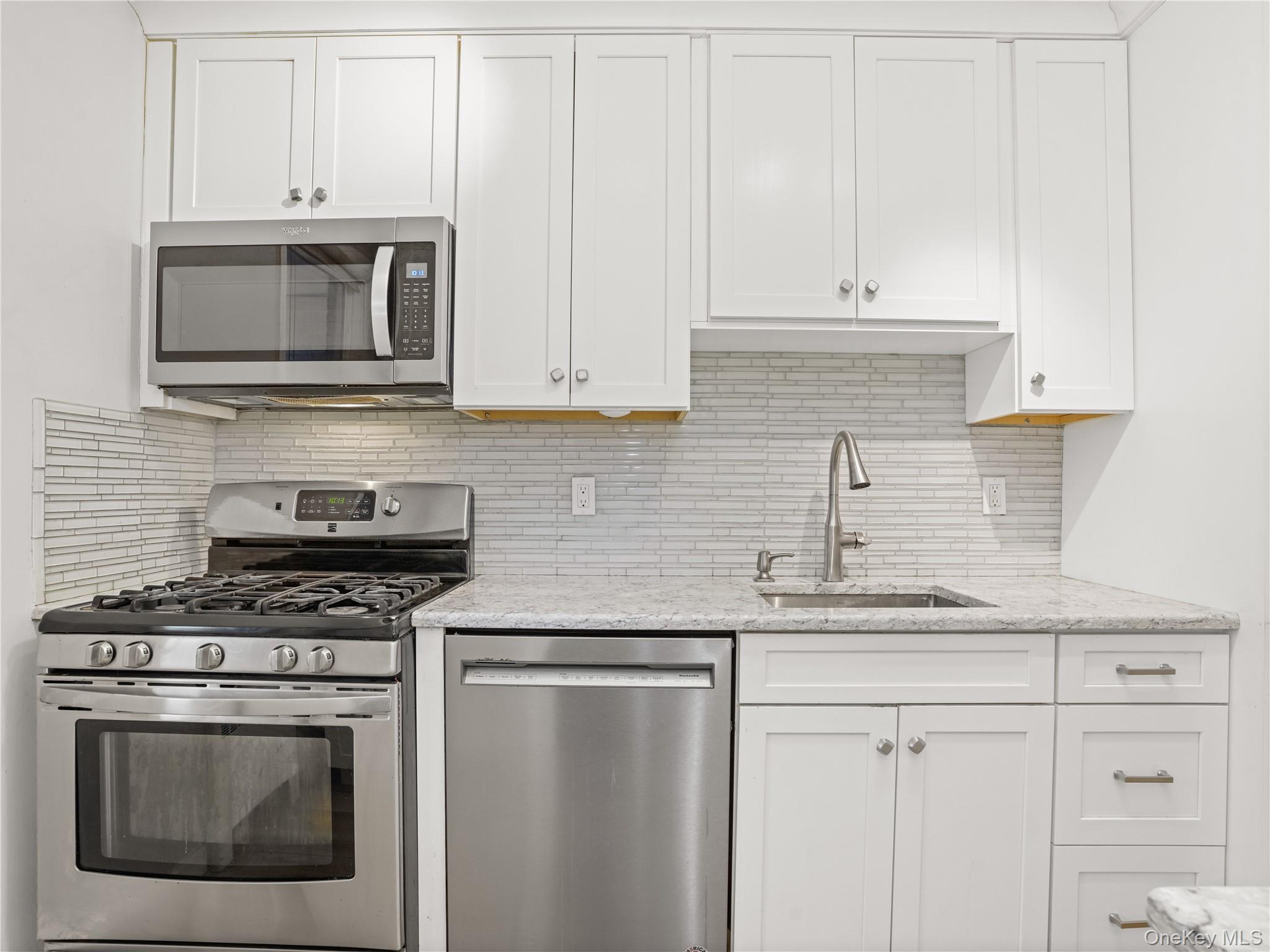 #5 photo, 118 Lawn Terrace Terrace, Mamaroneck , NY 10543