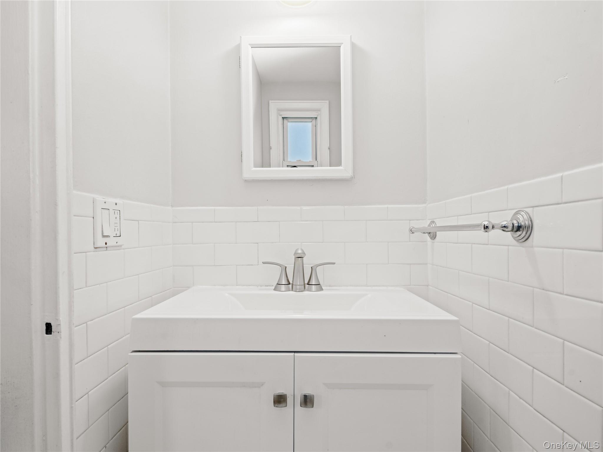 #8 photo, 118 Lawn Terrace Terrace, Mamaroneck , NY 10543