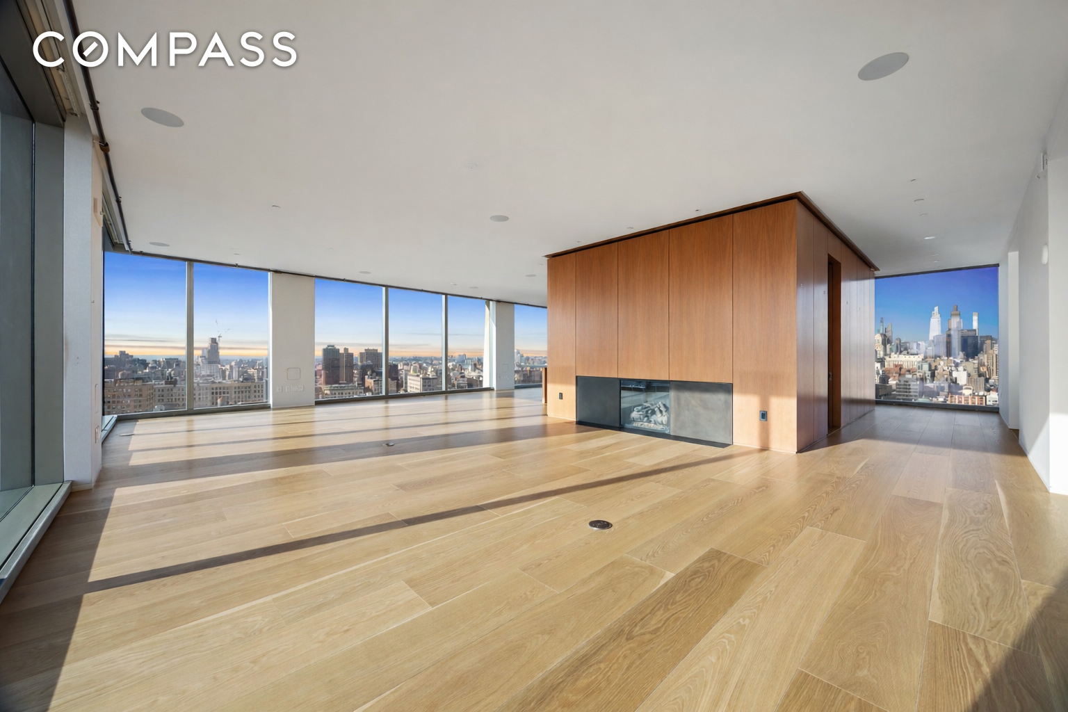 #1 photo, New York City, מנהטן Lower East Side , NY 10002