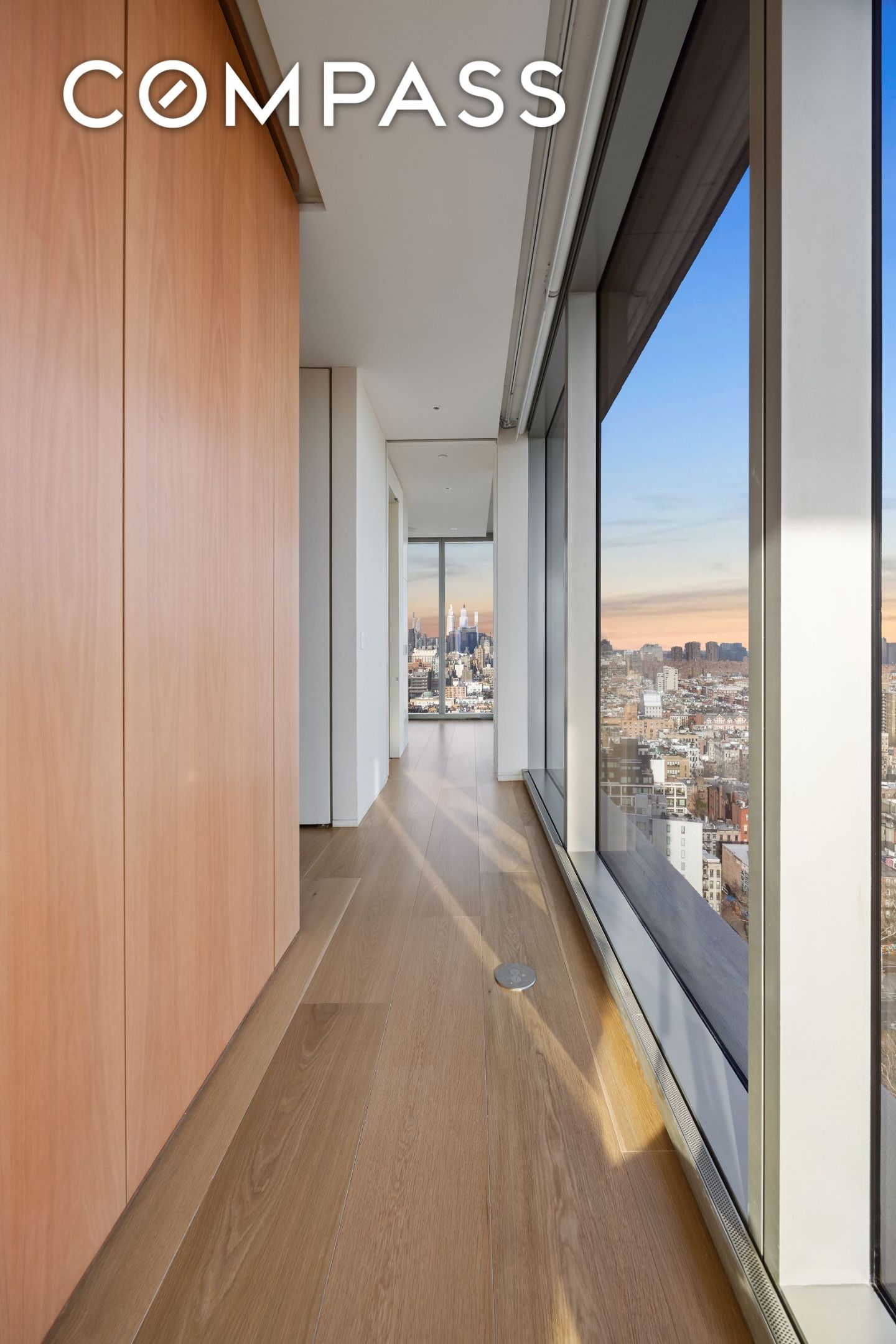 #15 photo, New York City, מנהטן Lower East Side , NY 10002