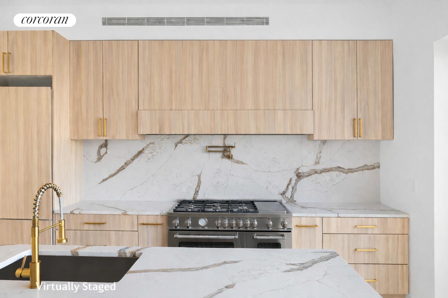 #4 photo, 587 MACON Street, Бруклин ‖ Stuyvesant Heights , NY 11233