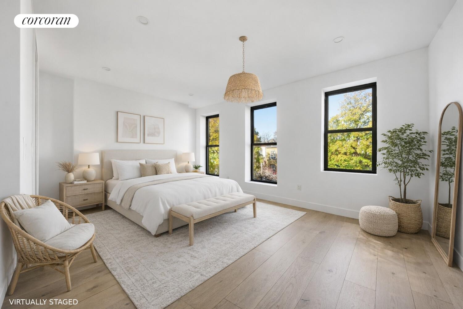 #5 photo, 587 MACON Street, Бруклин ‖ Stuyvesant Heights , NY 11233