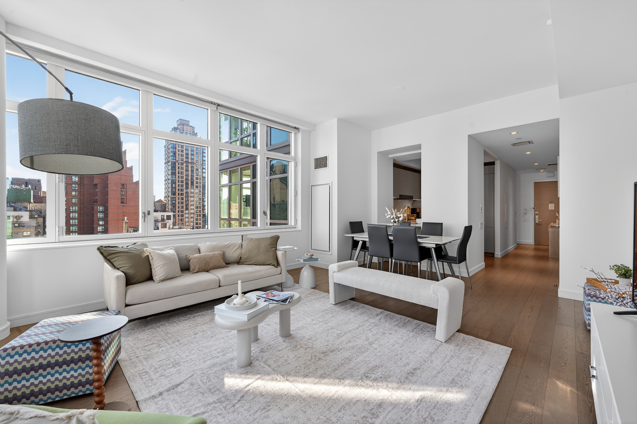 #7 photo, 305 E 51st Street, 曼哈頓 中城东区 Turtle Bay , NY 10007