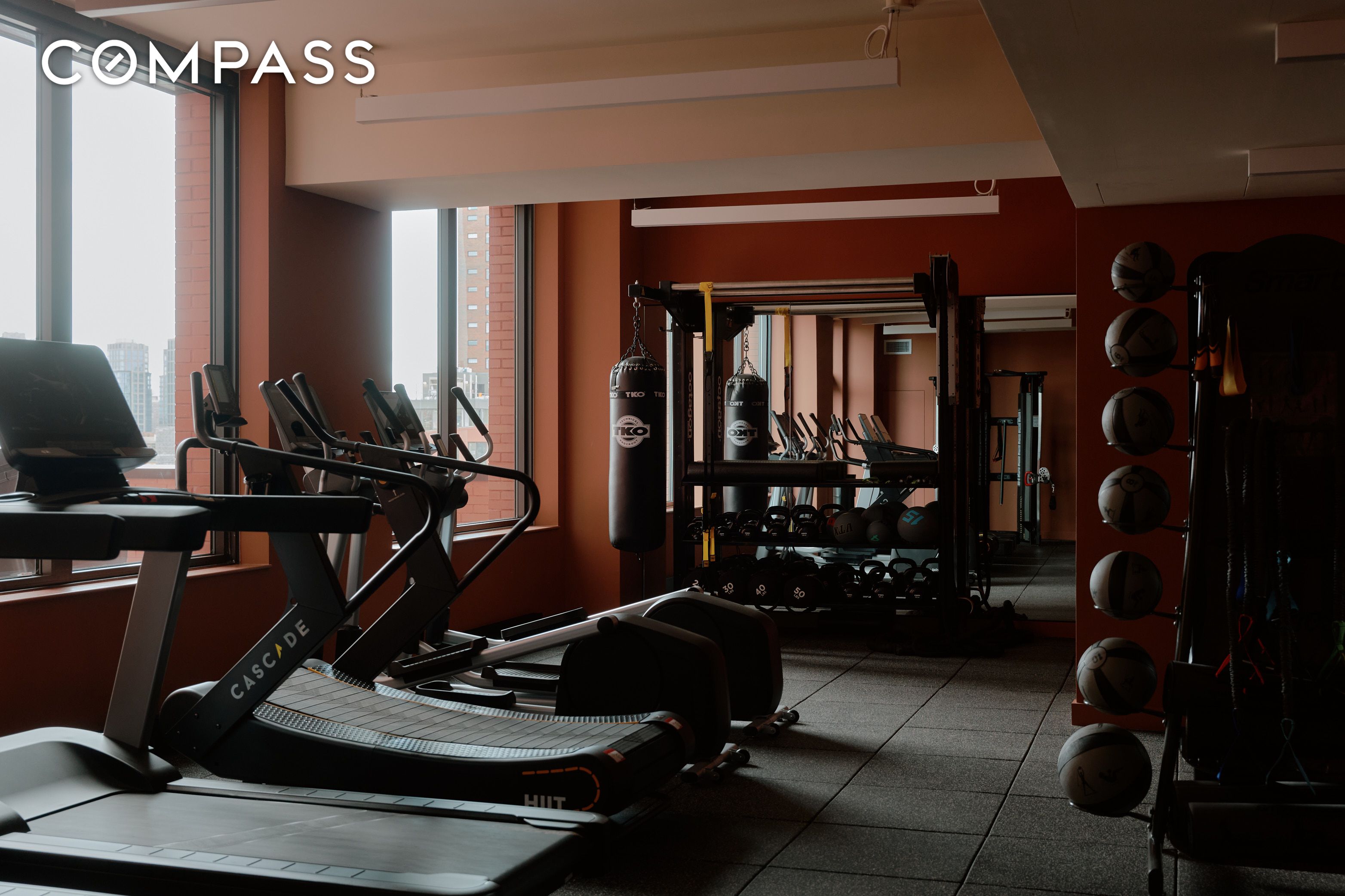 #8 photo, 2035 5th Avenue, מנהטן Harlem , NY 10035