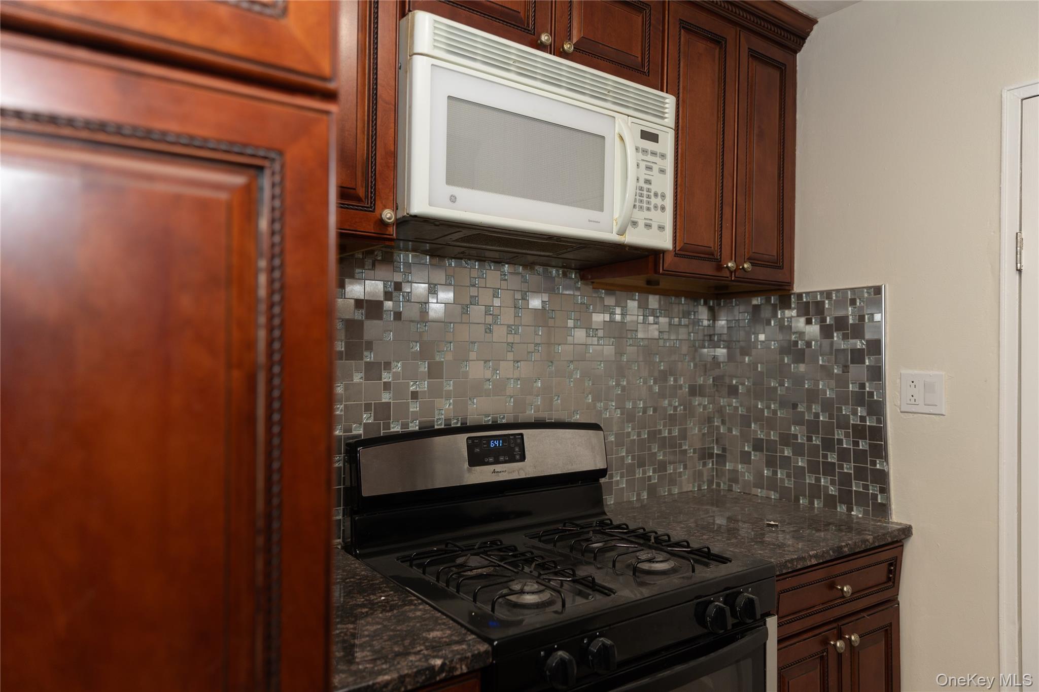 #5 photo, 1275 E 51st Street, Brooklyn , NY 11234