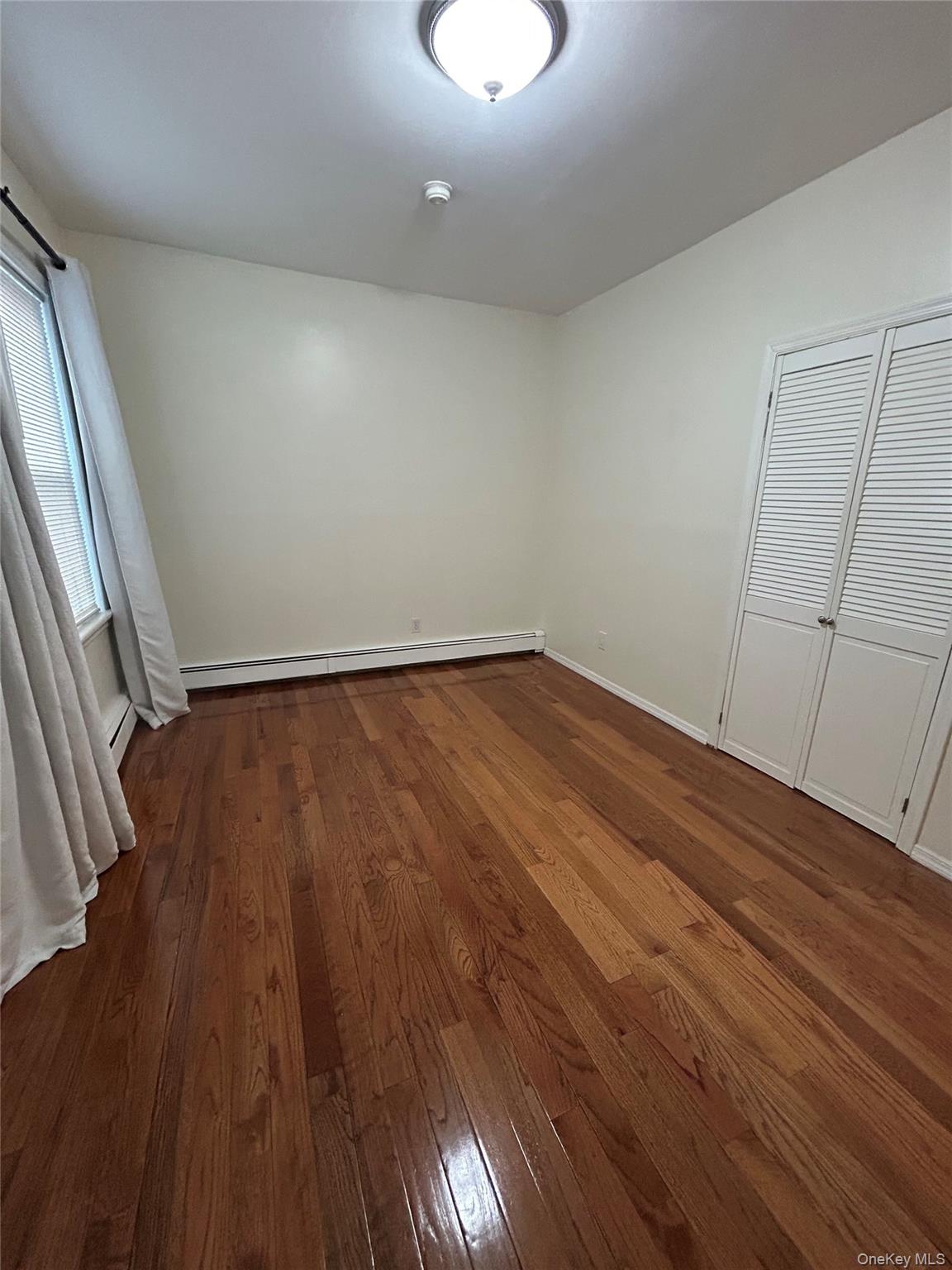 #14 photo, Valley Stream, Valley Stream , NY 11581