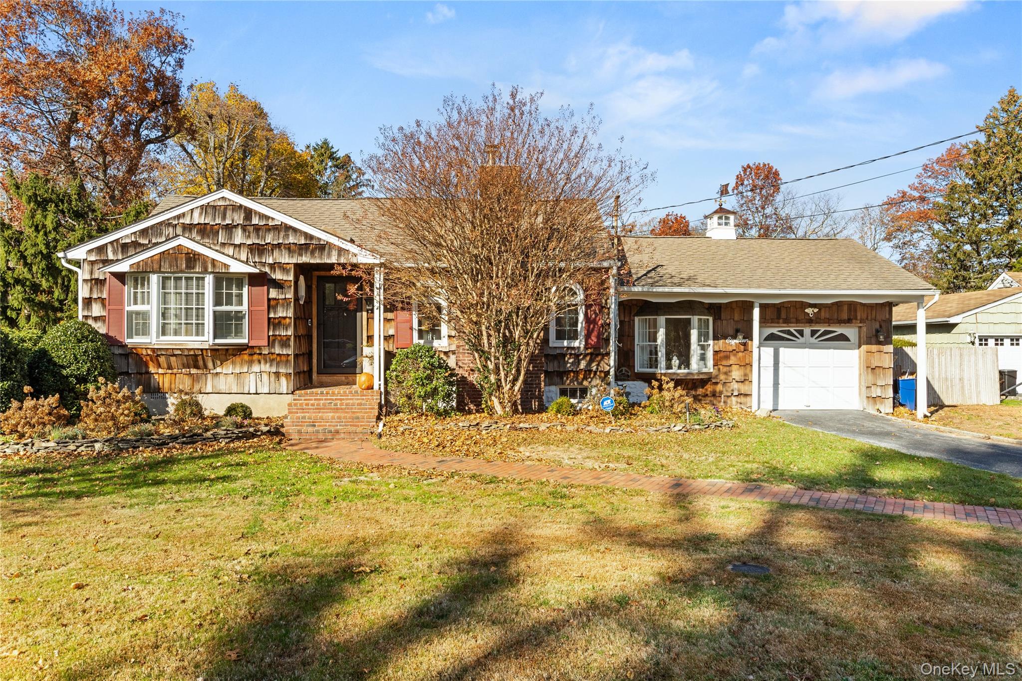 #1 photo, 18 Floral Avenue, Huntington , NY 11743