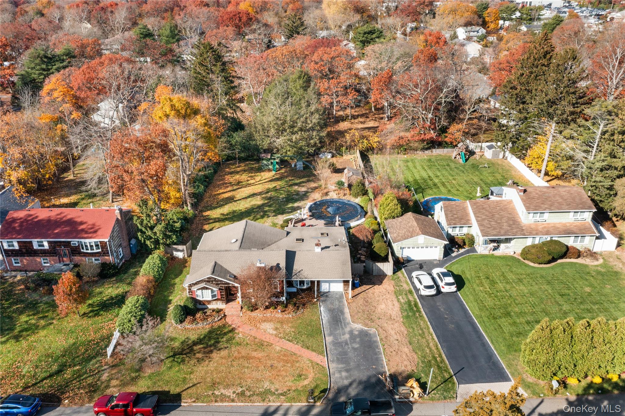 #3 photo, 18 Floral Avenue, Huntington , NY 11743