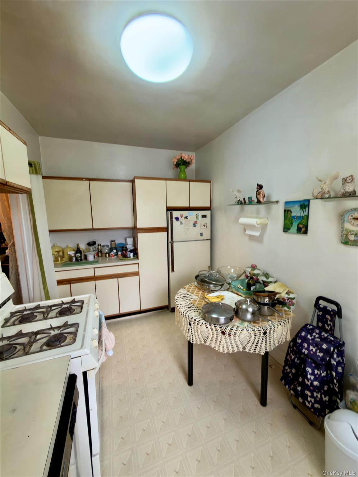 #12 photo, 35-40 82 Street, Jackson Heights , NY 11372