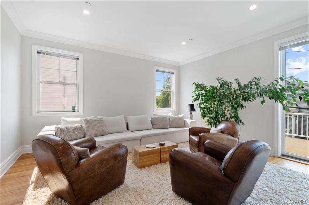 #15 photo, 545 E Fulton Street, Нассау ‖ Long Beach , NY 11561