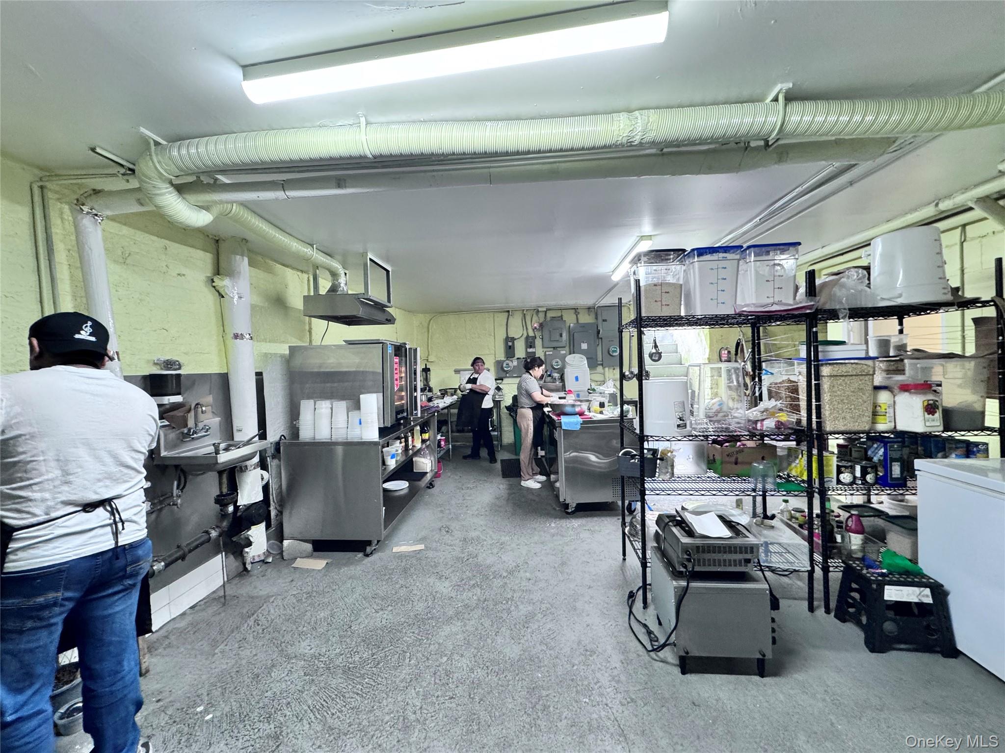 #1 photo, 251 Wilson Avenue, Бруклин ‖ Brooklyn , NY 11237