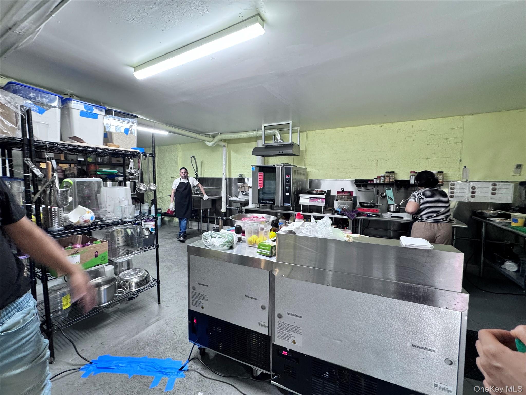 #2 photo, 251 Wilson Avenue, Бруклин ‖ Brooklyn , NY 11237