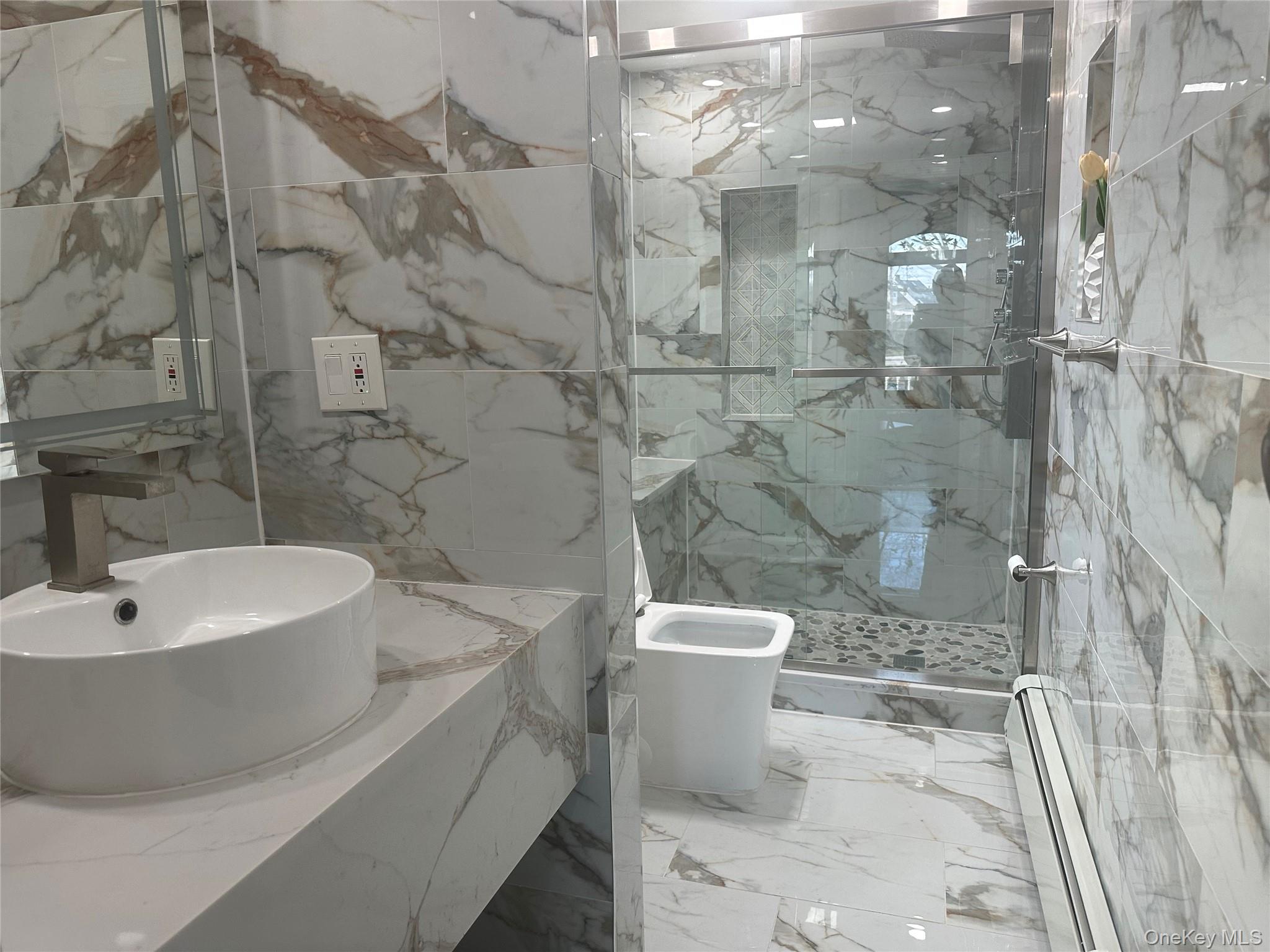 #4 photo, 524 Jerusalem Avenue, מחוז נסאו Hicksville , NY 11801