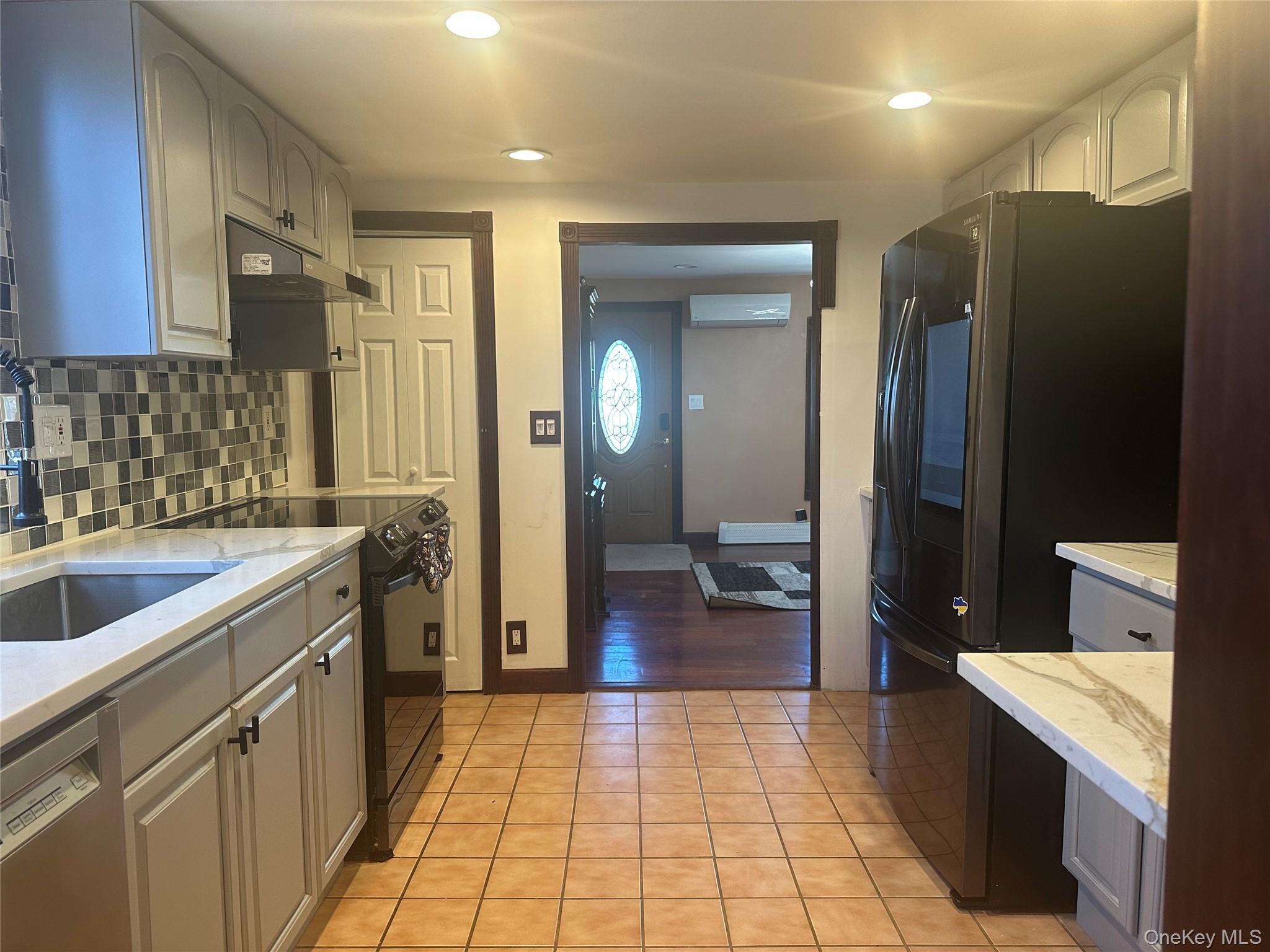 #6 photo, 524 Jerusalem Avenue, מחוז נסאו Hicksville , NY 11801