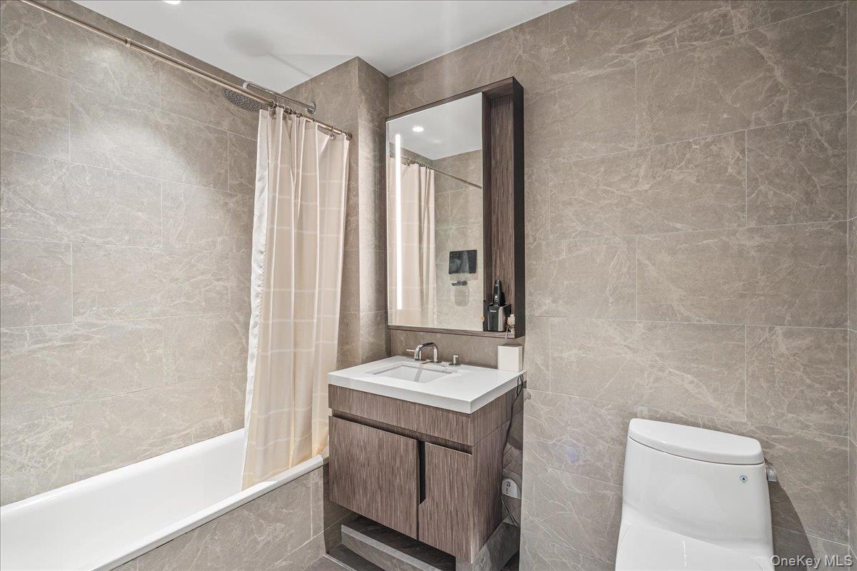 #12 photo, 133-36 37th Avenue, 플러싱 Flushing , NY 11354