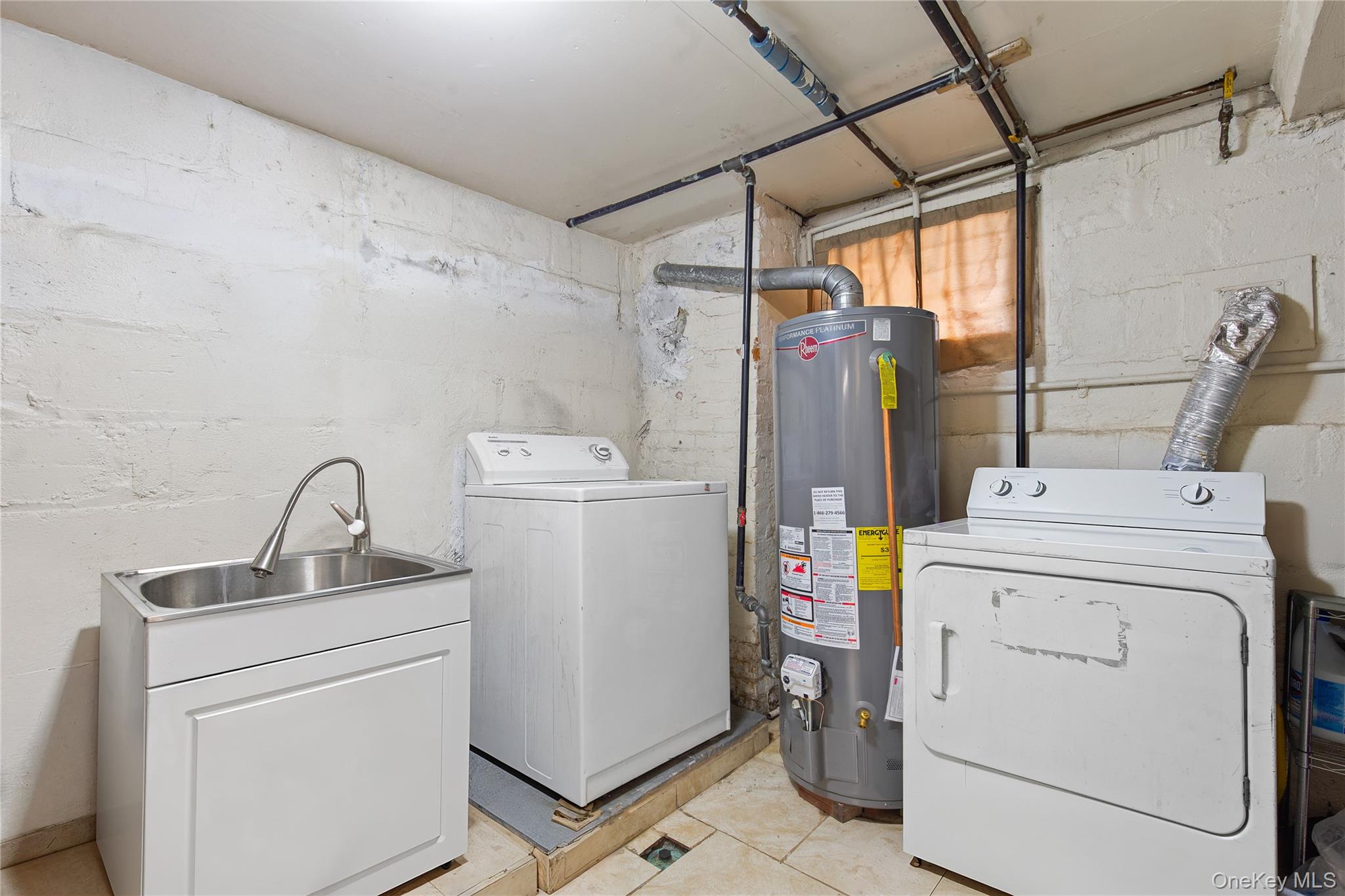 #10 photo, 5840 61st Street, Flushing , NY 11378