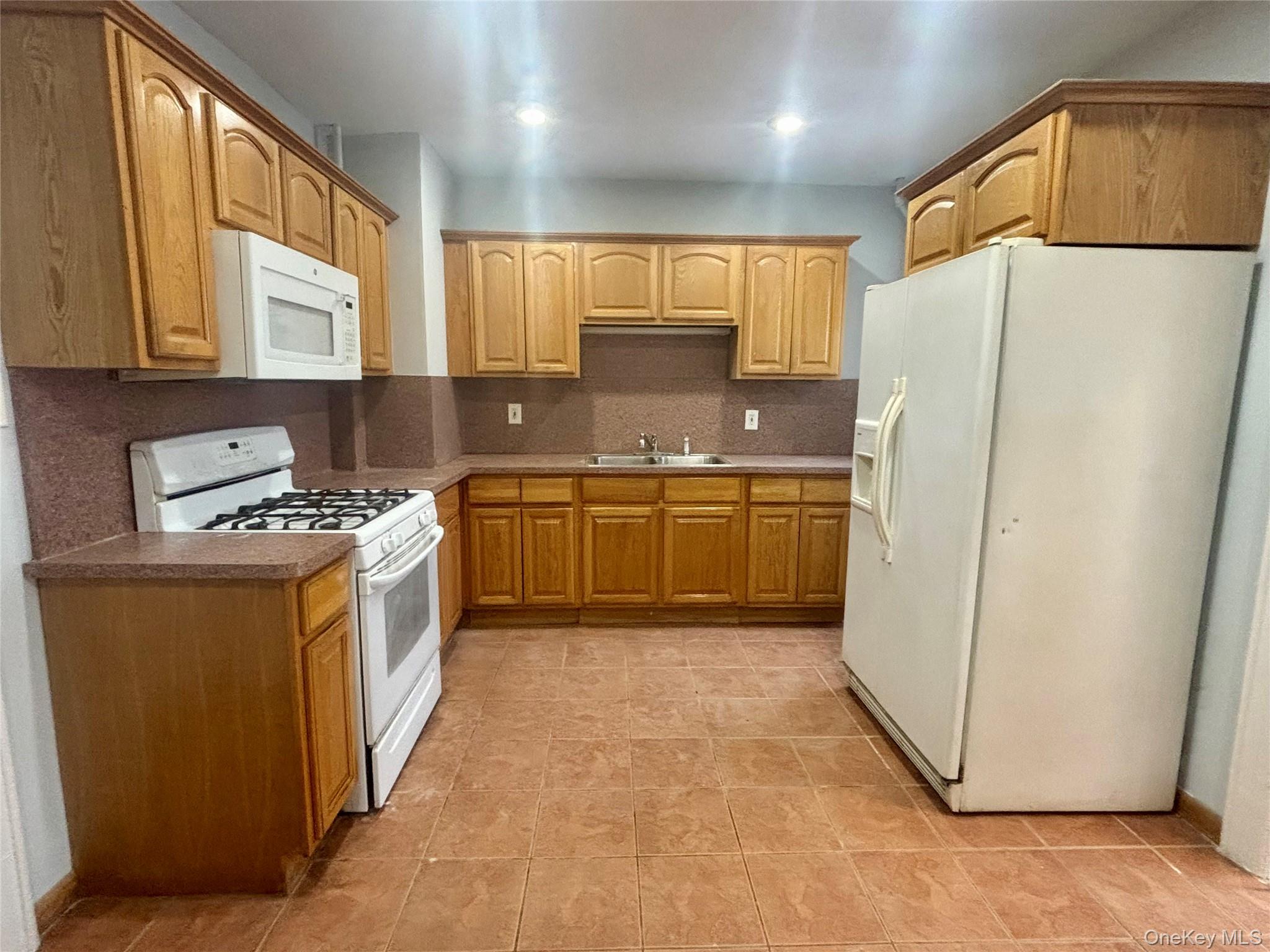 #11 photo, 115-40 149th Street, Jamaica , NY 11436