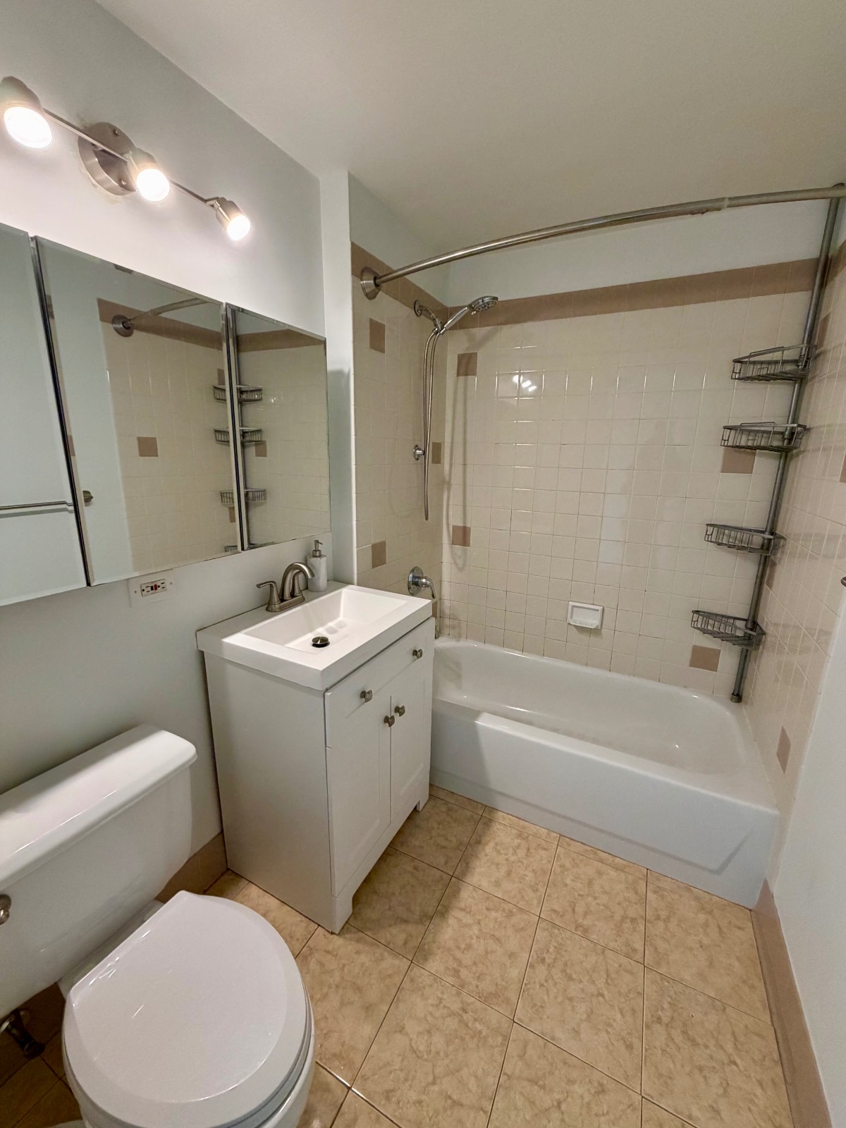 #13 photo, 4-74 48th Avenue, #PH4D, كوينز Long Island City , NY 11109