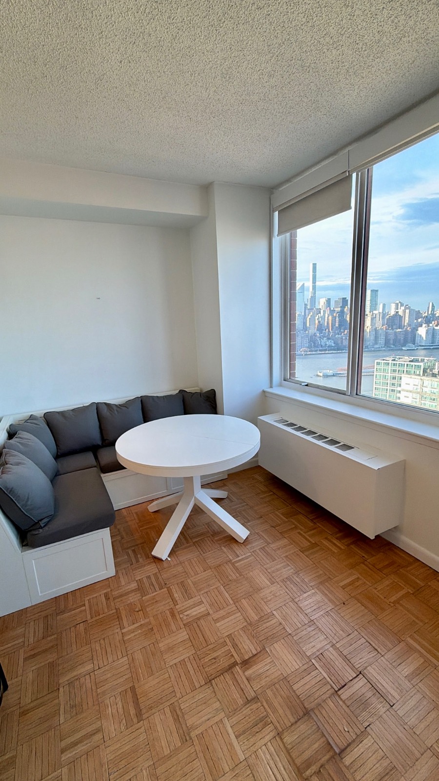 #4 photo, 4-74 48th Avenue, #PH4D, كوينز Long Island City , NY 11109