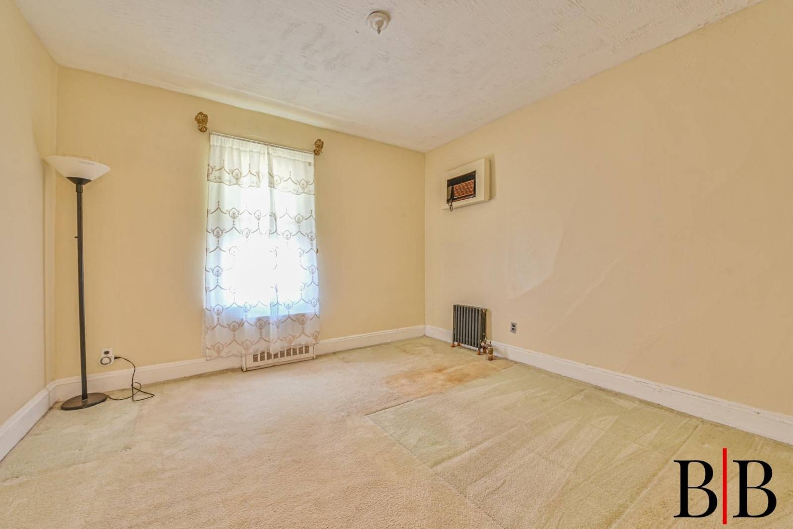 #23 photo, 2219 83 Street, הברונקס Bensonhurst , NY 11214