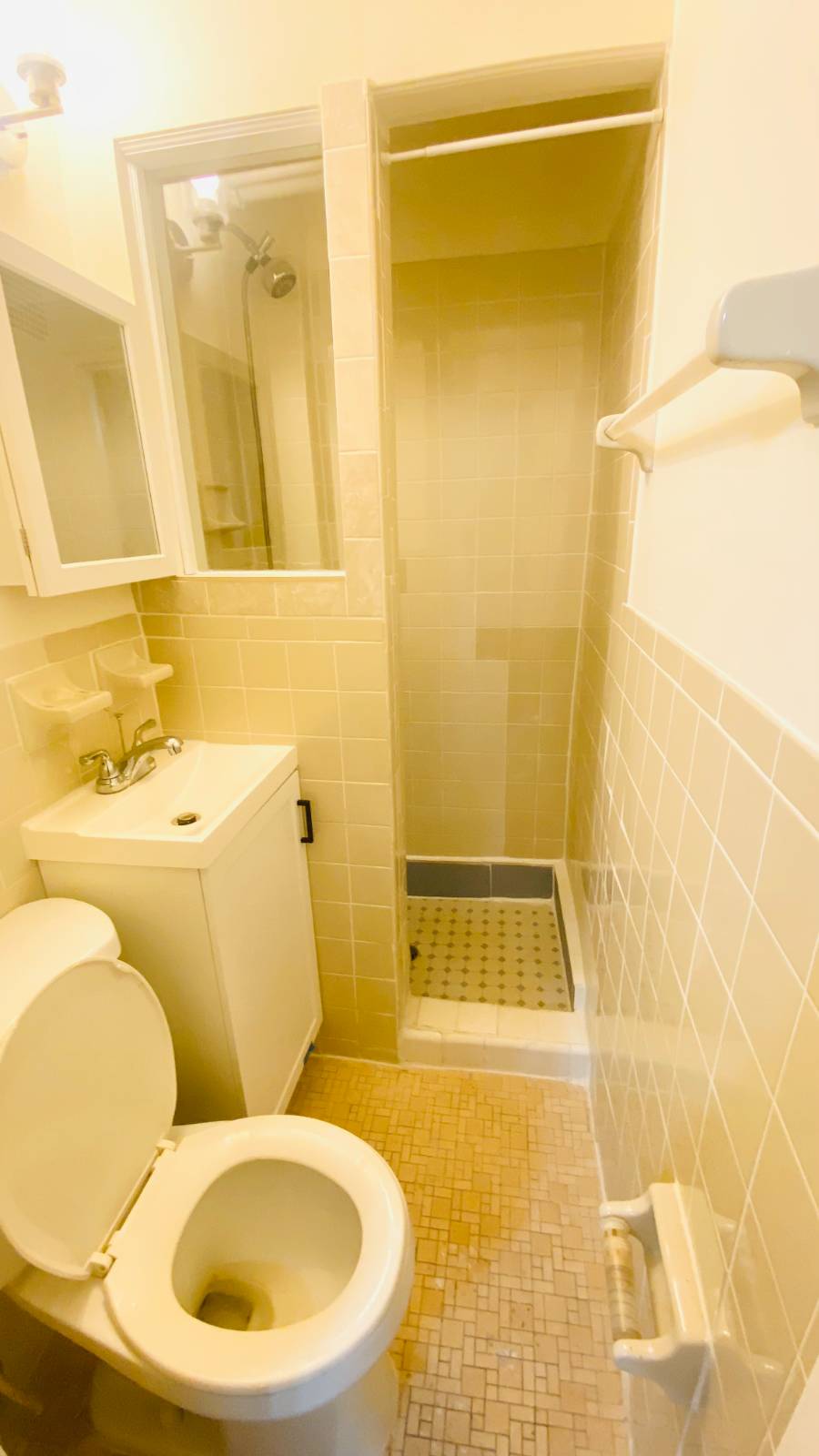 #5 photo, 3rd Ave & 101st Street, Бруклин ‖ Fort Hamilton , NY 11209